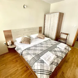 https://sunny-varna.varna-hotels.com